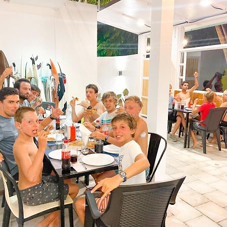 Moodhu Surf House Hotel Himmafushi Luaran gambar