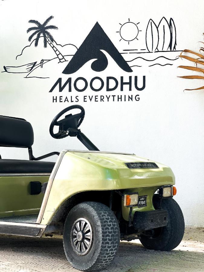 Moodhu Surf House Hotel Himmafushi Luaran gambar