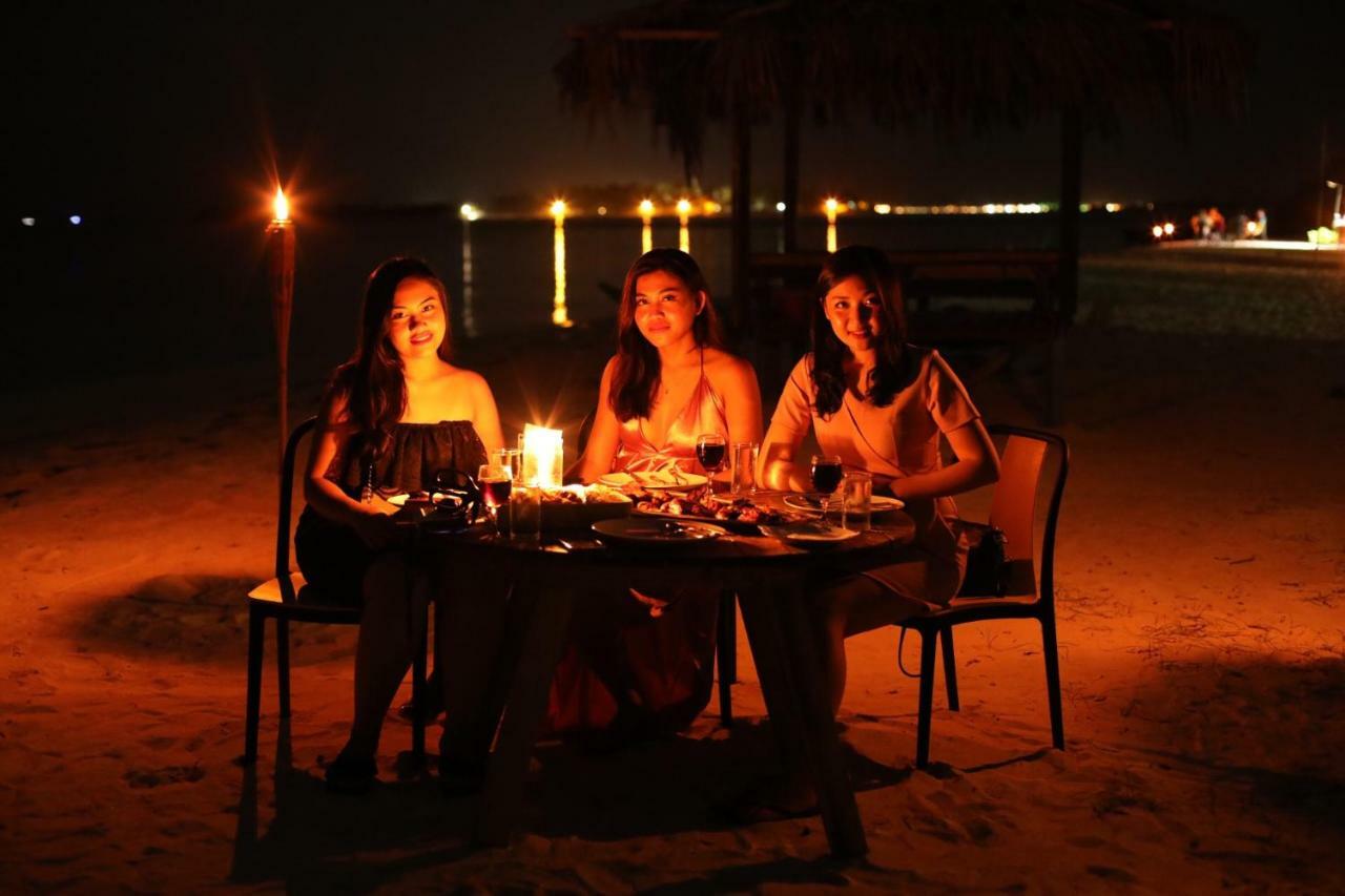 Moodhu Surf House Hotel Himmafushi Luaran gambar